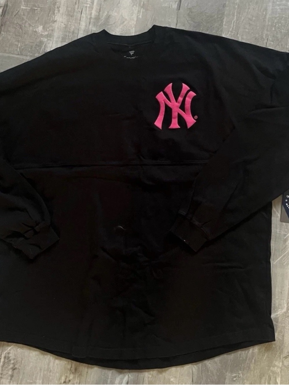 Fanatics Black Long Sleeve Tee with neon Pink NY Logo XL NWT